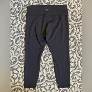 Lululemon black leggings size 16